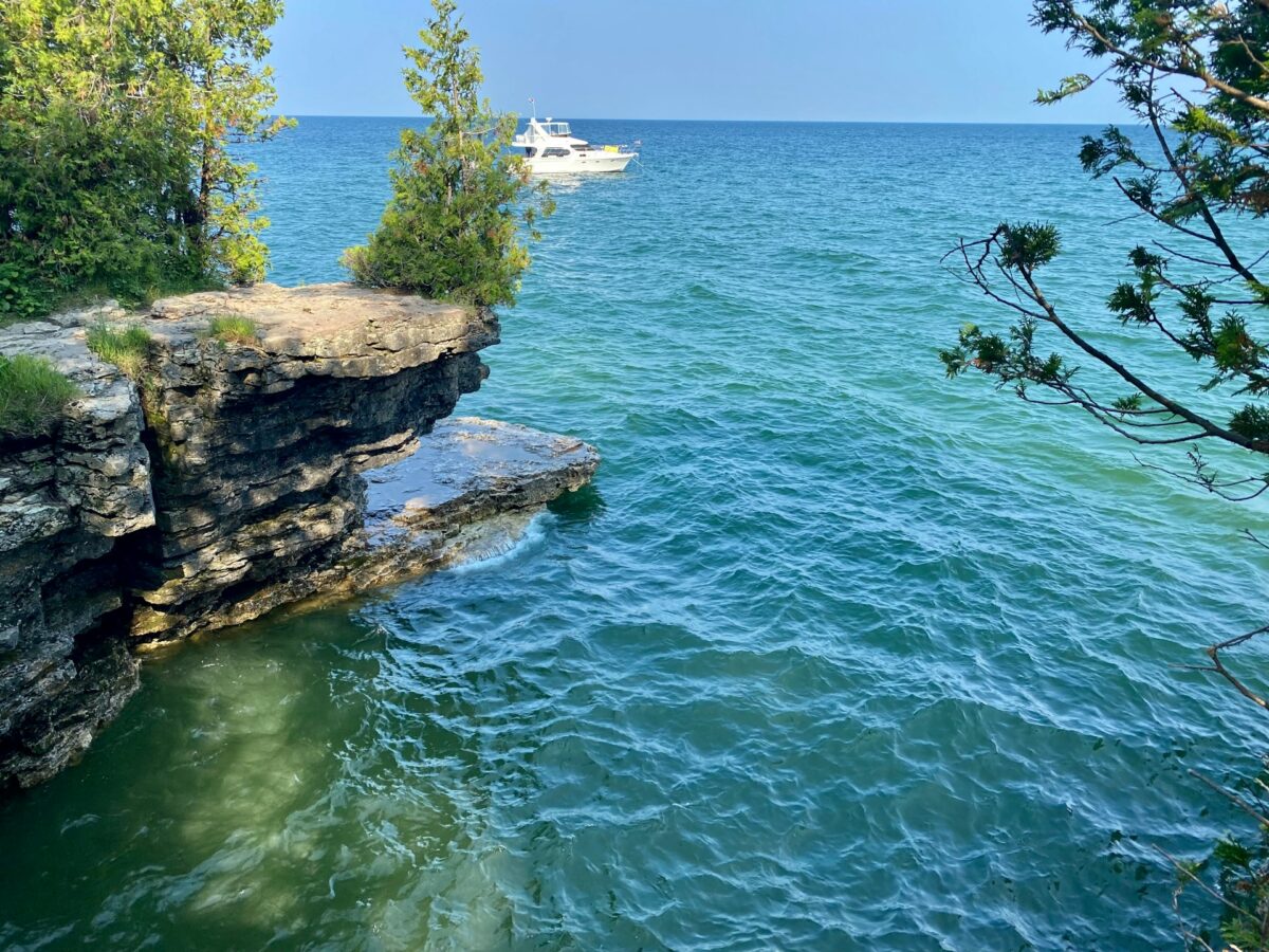 Blue green waters of Sturgeon Bay Wisconsin